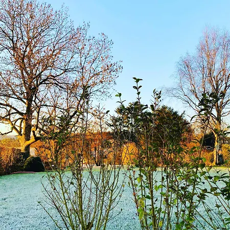 L'aubier فندق مبيت وإفطار 3*